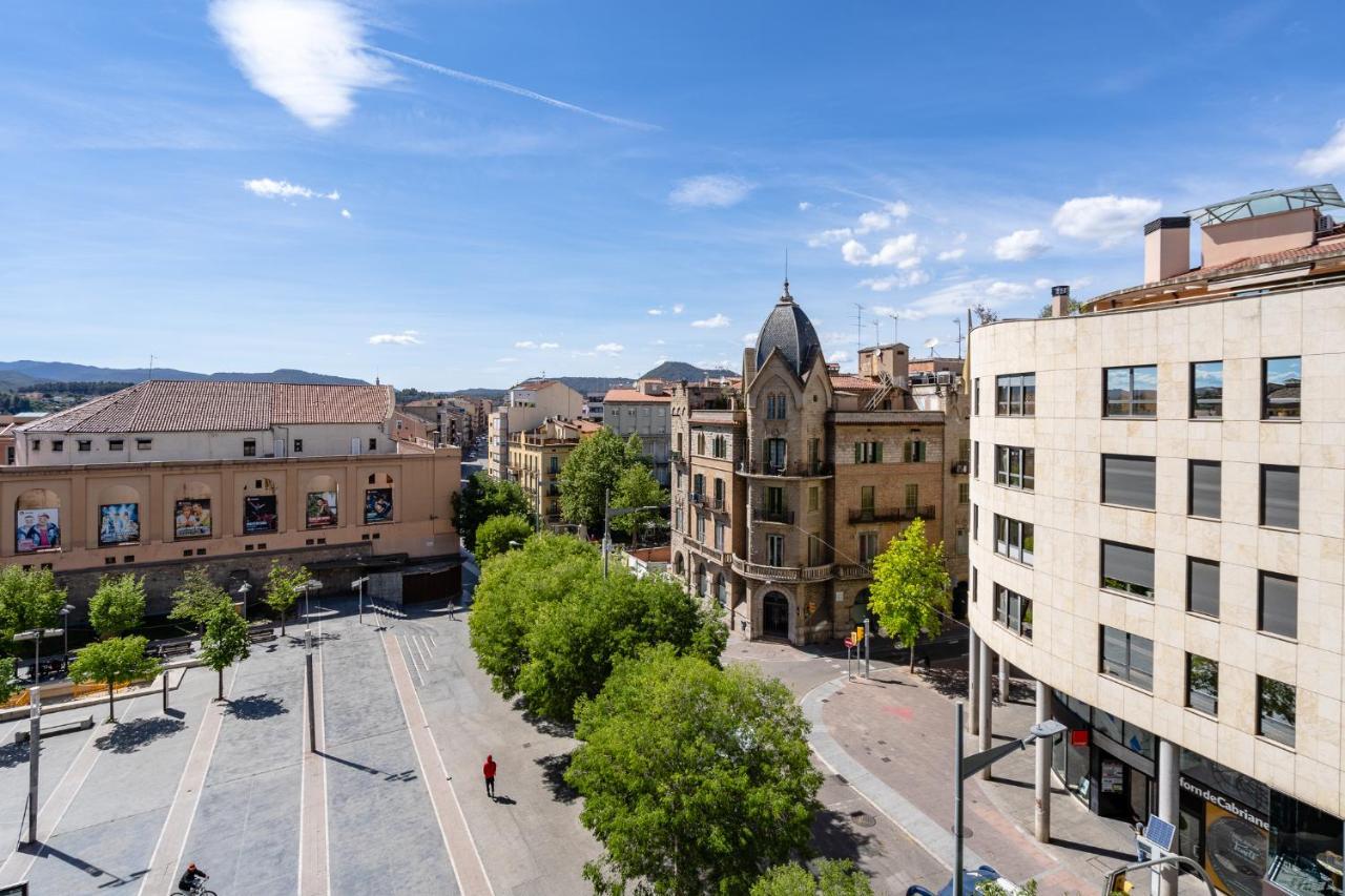 Espectacular Loft En Centrico Edificio Singular Apartman Manresa Kültér fotó